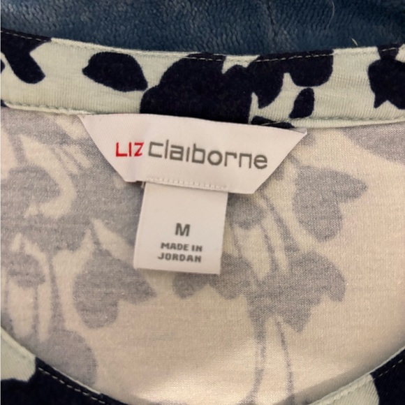 Liz Claiborne Silver and Black Flutter Sleeve Blouse - Picture 2 of 8